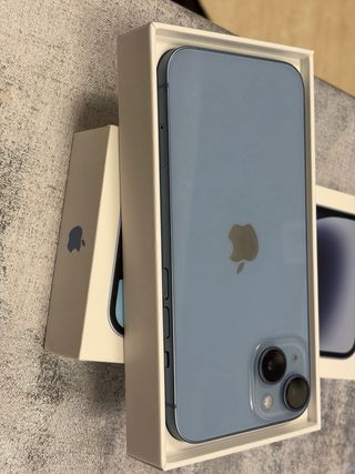 iPhone 14 Azul Claro - Como Nuevo