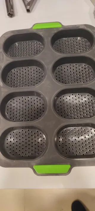 8 Moldes Silicona Panecillos Negro Verde