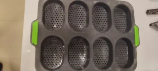 8 Moldes Silicona Panecillos Negro Verde