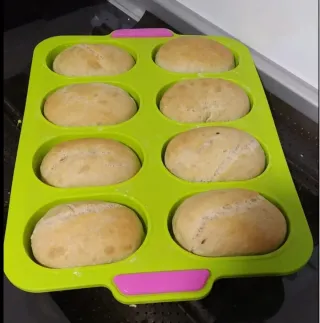 8 Moldes Silicona Panecillos Negro Verde