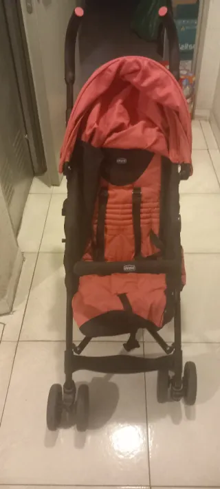 Silla de paseo Chicco color coral