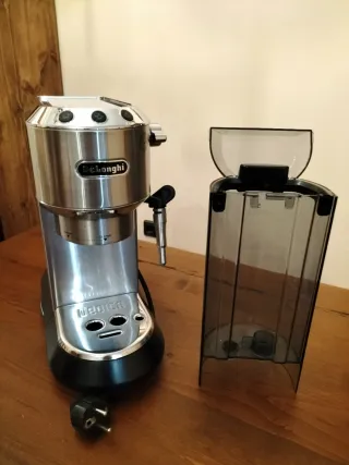 Cafetera Delonghi Dedica + Accesorios