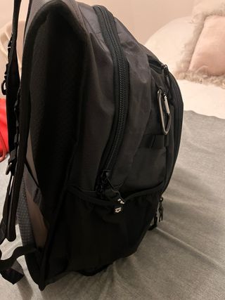 Mochila Arena Negra Nueva sin etiquetas.45 l