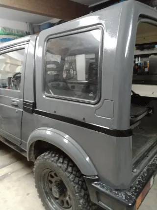 Suzuki Samurai 1990
