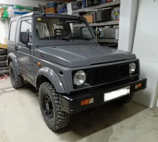 Suzuki Samurai 1990