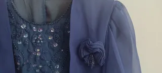 Vestido azul con chaqueta