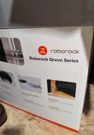 Robot aspirador y friegasuelos Roborock