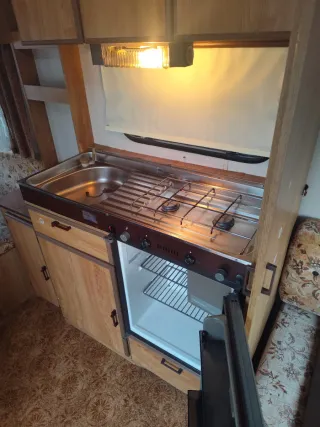 Caravana Bürstner Club <750kg con documentación