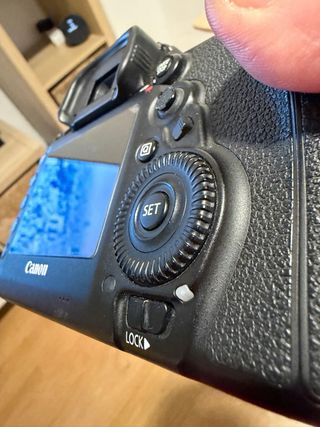 Canon EOS 5D Mark IV