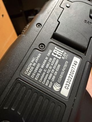 Canon EOS 5D Mark IV