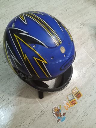 Casco de moto S azul SOLDTEC + 4 cromos