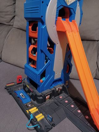 Mega Garaje Hot Wheels