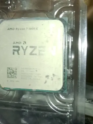 Caja PC AORUS Gaming  y componentes