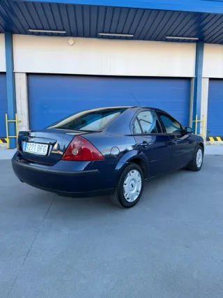 Ford Mondeo 2001