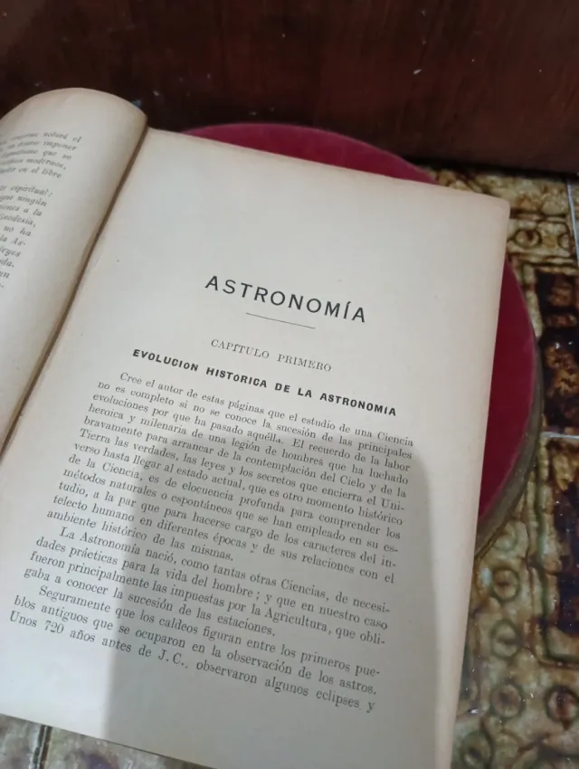 Libro antiguo astronomía 1935 divulgación científi