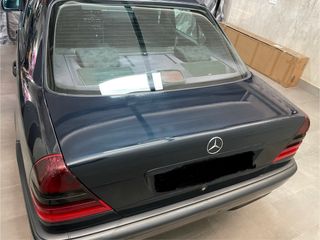 Mercedes-Benz Clase C220 CDI