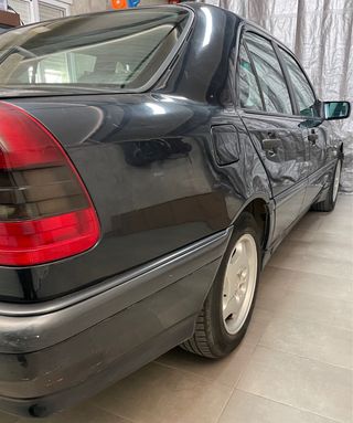 Mercedes-Benz Clase C220 CDI
