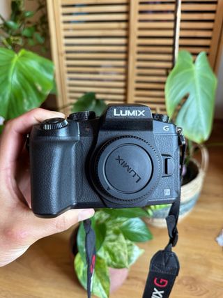 Panasonic Lumix G80 4K + lente G Vario 12-60mm |