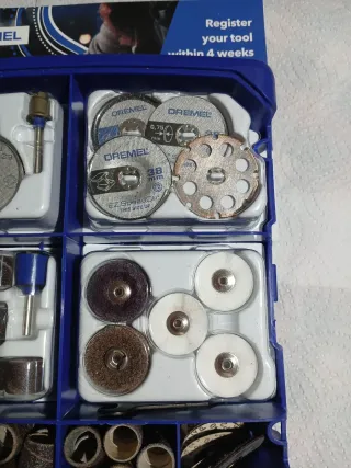 Dremel EZ SpeedClic Set 70 Accesorios