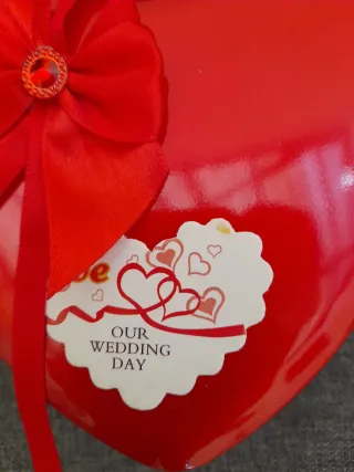 Caja Corazón con Peluche y Rosas Rojas