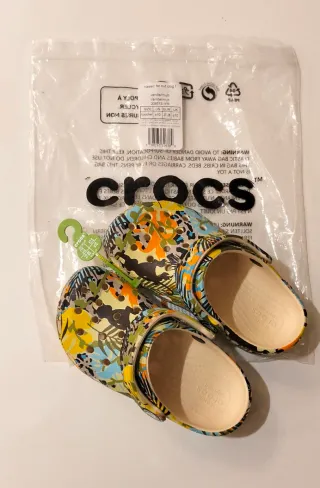 Crocs Classic Far Out Clog / Talla 27-28
