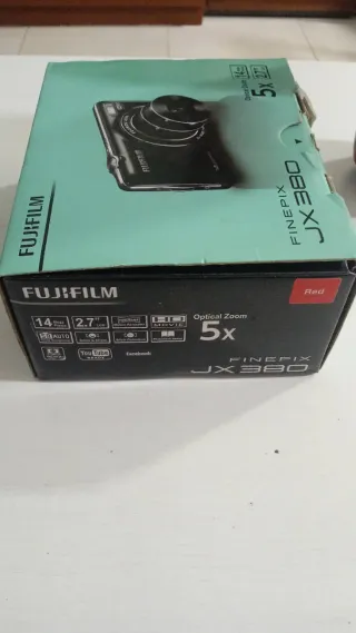Fujifilm FinePix JX380 Roja