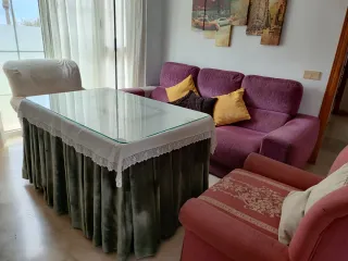 Conjunto sofá, 2 sillones y mesa camilla