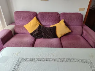 Conjunto sofá, 2 sillones y mesa camilla