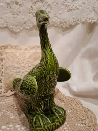 Jarrón y figura de pato de cerámica verde vintage