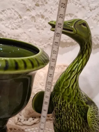 Jarrón y figura de pato de cerámica verde vintage
