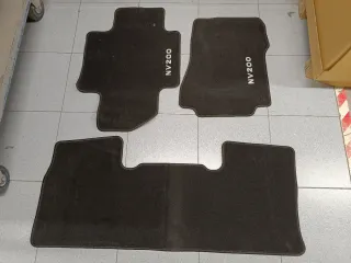 Juego Alfombras Nissan NV200