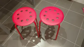 Mesa y 4 sillas cocina/comedor cristal/metal