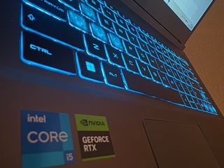 MSI Thin 15 B12UC RTX 3050 16GB RAM