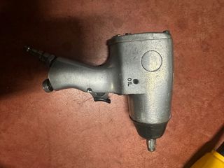 Pistola de impacto neumática