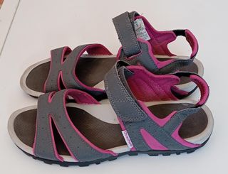 Sandalias Trekking Quechua Gris/Rosa