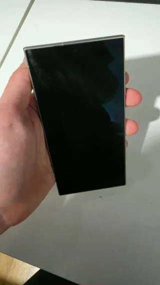 Samsung S24 Ultra - Buen Estado