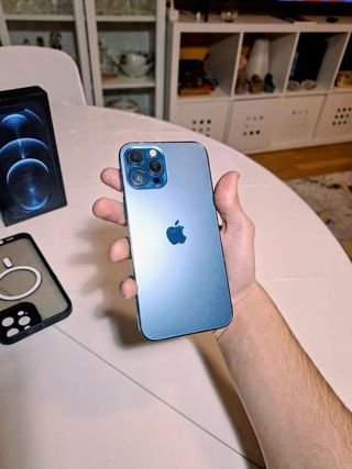 iPhone 12 Pro Max / 128GB