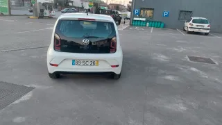 Volkswagen up! 2016