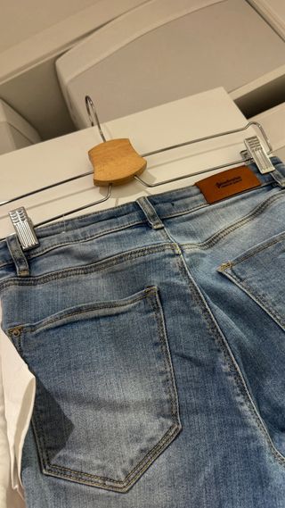 Pack Ropa Stradivarius Camiseta y Jeans