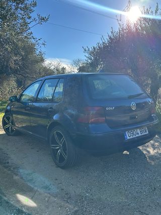Volkswagen Golf 2001