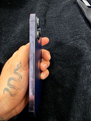 iPhone 14 Pro Max 128GB Morado + 6 Fundas