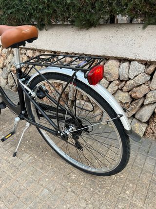 Bicicleta Paseo Negra con Cesta