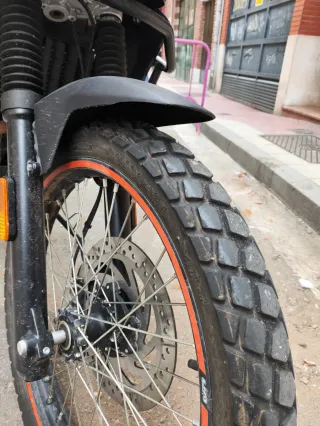 UM DSR Adventure TT 125 2023Negra/Naranja