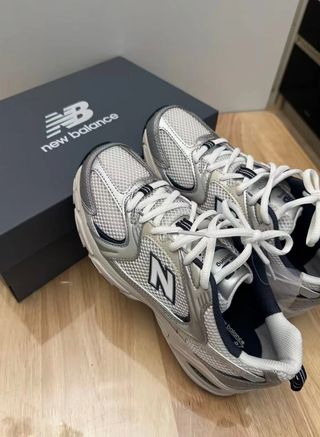 New Balance NB530 Plata/Blanco Talla 38