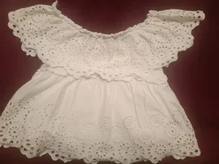 Camiseta niña blanca bordada