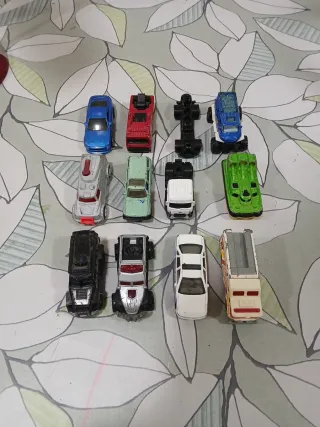 Lote 12 coches Matchbox de juguete