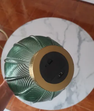 Lámpara de mesa cristal verde y dorado