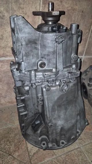 Repuestos Mercedes W204