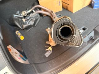 Akrapovic Racing Line Carbono