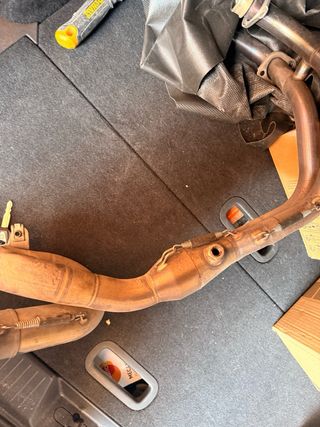 Akrapovic Racing Line Carbono